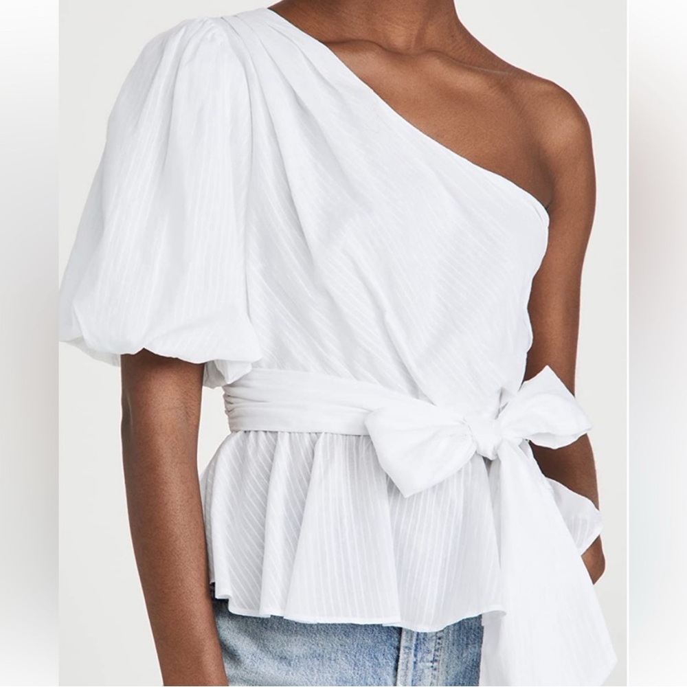 MINKPINK One-Shoulder White Top with Bow